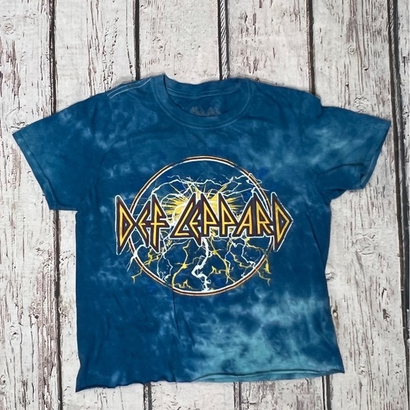 Def Leppard Music Heavy Metal Rock n Roll Crop Top Tie Dye Shirt Womens - Picture 1 of 5
